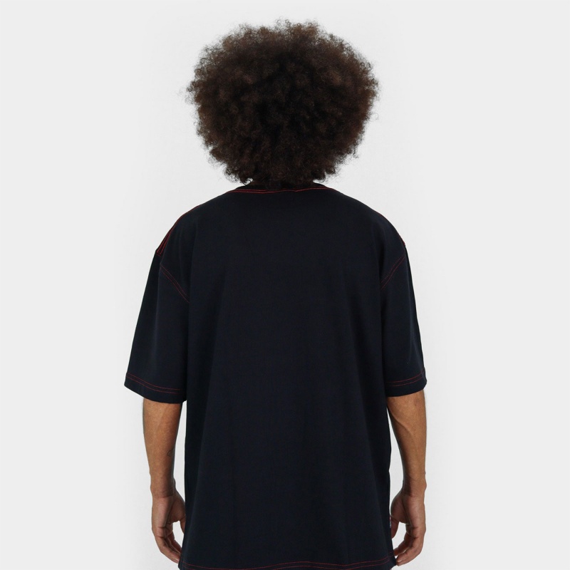 Camiseta Wats Oversized Bomb Preto