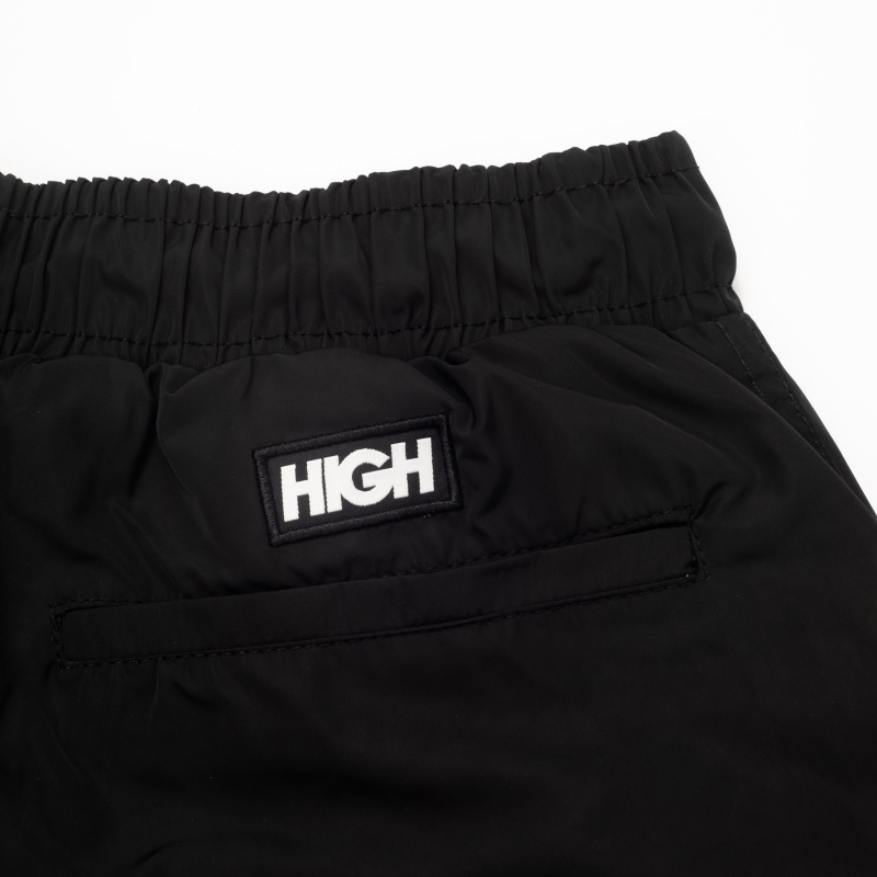 Bermuda High Essential Preto